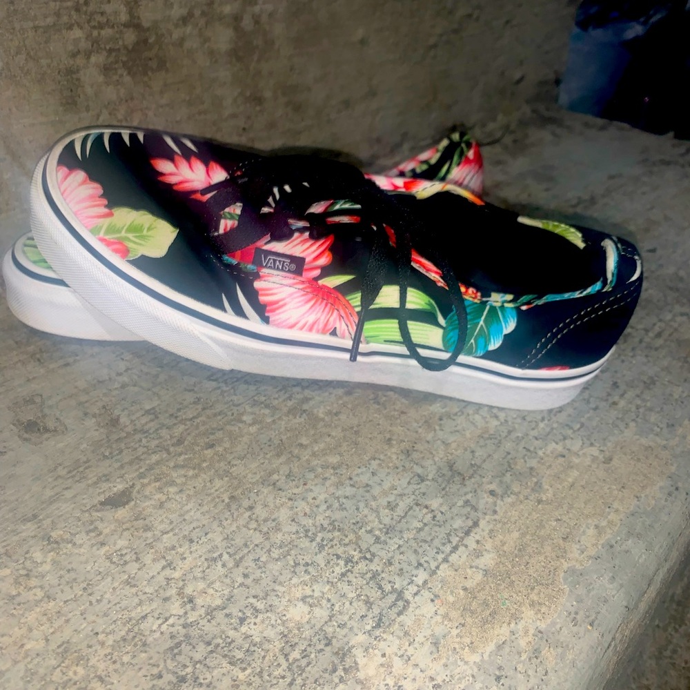 Tropical print vans